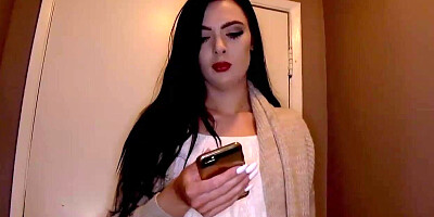 MODEL SUCKS COCK AND SWALLOS AT CASTING AUDITION