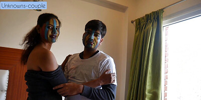 Lonely Rachna starts liking company of room service guy Ravi