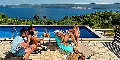 Rebecca Volpetti & Veronica Leal Horny Orgy
