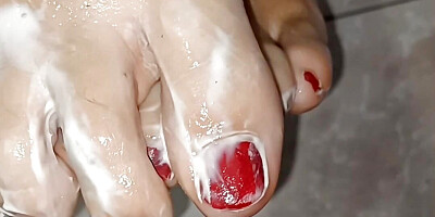 fake cum on feet...foot lovers
