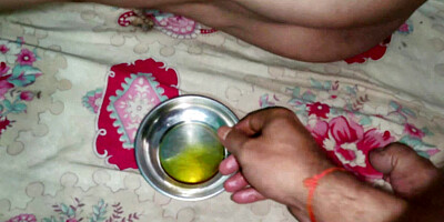 desi bhabhi ki chut me tail lagar kar mari xxx