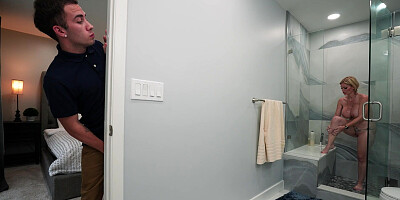 Busty Casca Akashova takes the shower