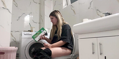 Big Ass Blonde Toilet After Lunch Meal