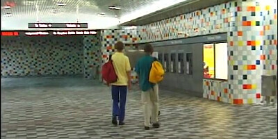 2 guys sucks and fuck each other in front of horny hunks