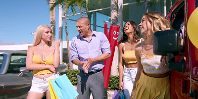 Khloe Kapri, Kendra Spade, Dylann Vox are sucking cock