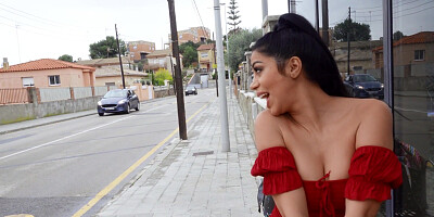 Julia De Lucia is sucking Jordi's cock
