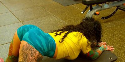Busty Latina Milf Bianca Bailee Get Fucked By Her Gym Trainers Bbc