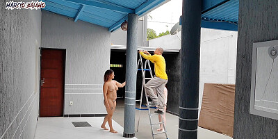 Bosses receive the visitor naked