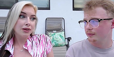 Omg, Stepmom. Your Tits Are Huge! With Cubbi Thompson And Jimmy Michaels