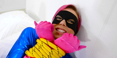 Super heroine Anna Bell Peaks tied herself up and squirted all over the place