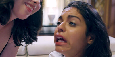 Casey Calvert watches Vienna Black getting her pussy drilled