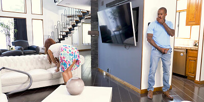 Syren De Mer gets fucked by Pressure standing