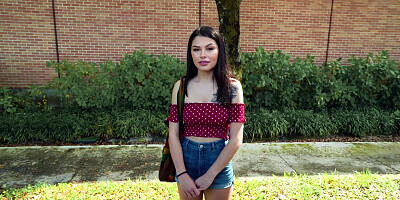 Reyna De La Cruz is getting picked up on the street