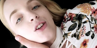 Guy widens girlfriend's tender hole with cock that enters inside