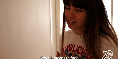 Masturbation Tutorial for Women (Guys watch this!)