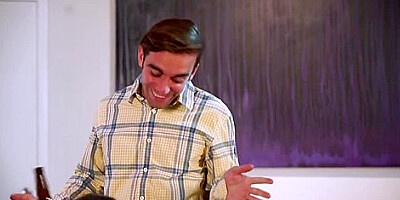 Cock Thirsty Stepmom Jessica Jaymes Makes Ensures Willow Hayes Has Unforgettable 3some