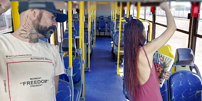 Student on the bus gets thighed by a stranger.