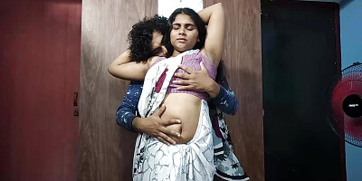 Vaishnavy and Sharun Raj hot saree romance part 2, Neck lick romance with lip lock and boobs press, Mallu couple hot boobs press