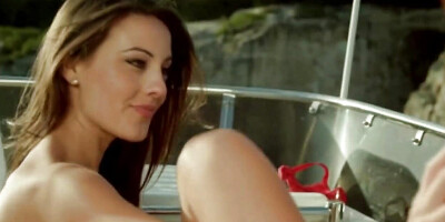 All Lesbians Should Be This Beautiful