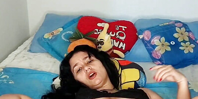 Dirty Colombian Bitch Fucks a 25 Cm Cock, Come See How She Squirts!
