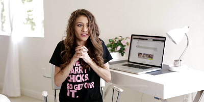 Crazy Awkward Fangirl Rebel Lynn Is Caught Sneaking In Her Favorite Pornstar Abella Danger',s House