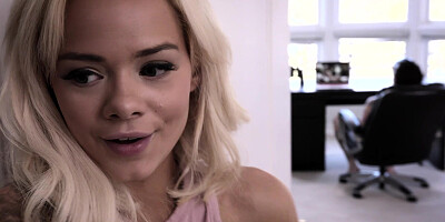 Elsa Jean gives nice blowjob to Small Hands