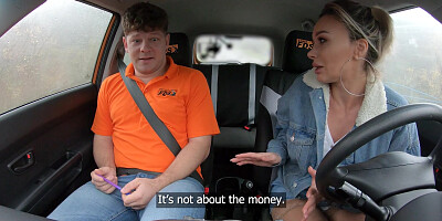 Karina King is sucking Michael Fly's cock in the car