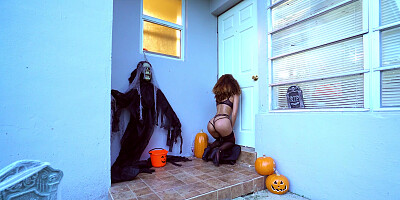 Cecilia Lion sucks Jmac's cock through the hole in the door