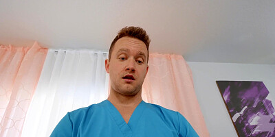 Kendra Sunderland gets massaged by Alyx Star on the table