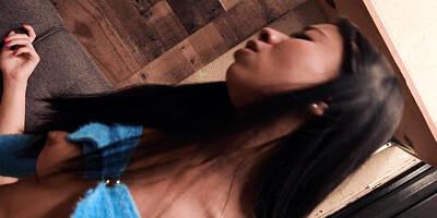 Gizelle Blanco gets her pussy licked by Ameena Green