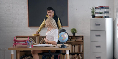 Teacher Amber Jayne gets her big tits worshipped by Jordi