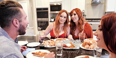 Aria Carson, Summer Hart and Lauren Phillips give footjob