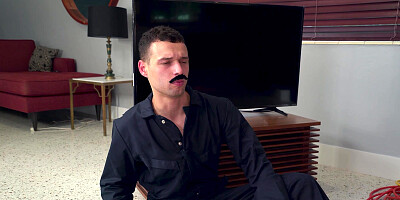 Arietta Adams is masturbating and twerking