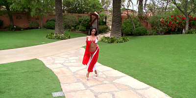 World famous pornstar Nikki Benz posing in Canadian bikini