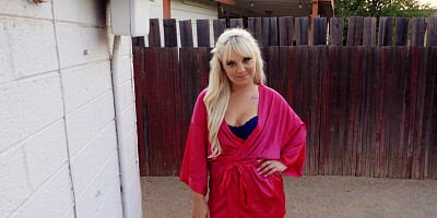 Bella Jane in navy blue lingerie shows off her pussy