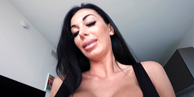 Nikita Reznikova gives nice blowjob in POV