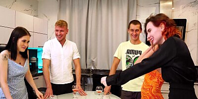 Student orgy in 3 couples under the chiming clock