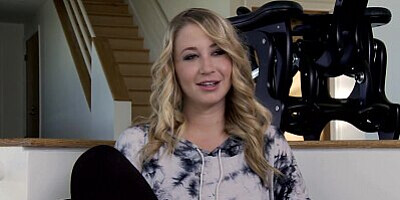 JamesDeen - GORGEOUS ALL NATURAL BLONDE TEEN MANDY ARMANI GETS HER PUSSY EATEN