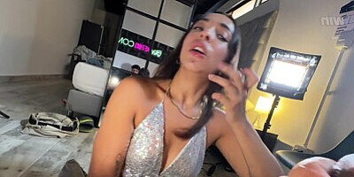 Leathompson returns to give a tremendous blowjob in the Blowketing studio