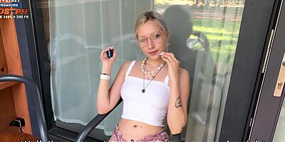 Hemmelig romantik af en ung naturelsker p ferie-LyalkaMotanka