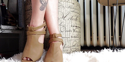 I Know You Can',t Help but Want to Touch Yourself When Looking at My Feet in These Toe Heels