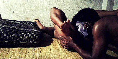 Desi bhabhi ko mask laga kar tremendous choda enjoyed aaya maal nikal de vo