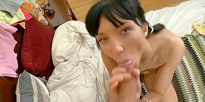 Gives Her Boyfriend A Great Sucking Before Getting Laid With Eve Mendes