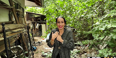 VIP4K. Hunter fucked a gypsy girl at abandoned house