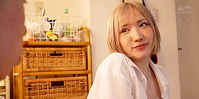 Royd-190 When I Woke Up In The Morning, There Was A Gal In Her Underwear In My Room! She Was Always Being Cheeky And Rude, But I Was Being Spoiled By Her Haruhi Moka