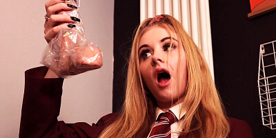 British 18 Year Old Schoolgirl Squirts On The Fucking Machine