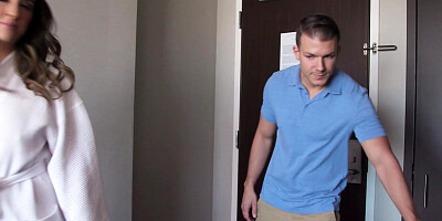 Chanel Preston Gets Nasty With The Hotel's Pervert Masseur And Swallow His Big Load