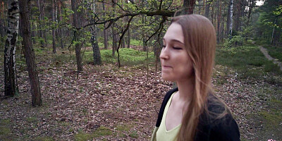 Sexy nymphomaniac in the forest made me cum in her mouth