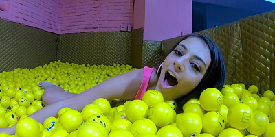 Gia Derza In Thickie Dreams Of Sticky Cream