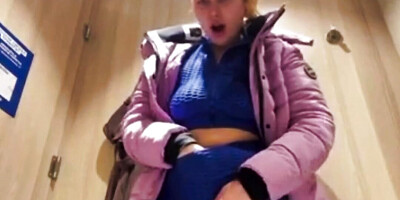 Extreme squirting in the locker room